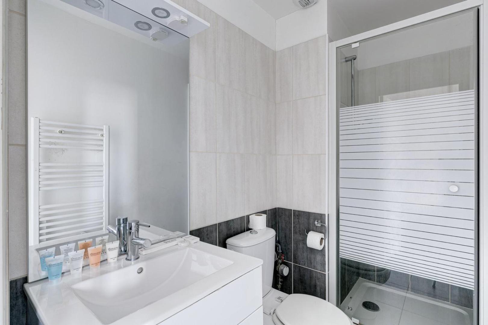 804 Suite Styling - Superbe Duplex Bagnolet Exterior photo